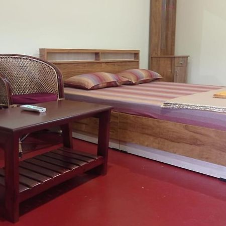 Canalview Private Cottage Azhikkal Ayiram Thengu Panmana Buitenkant foto