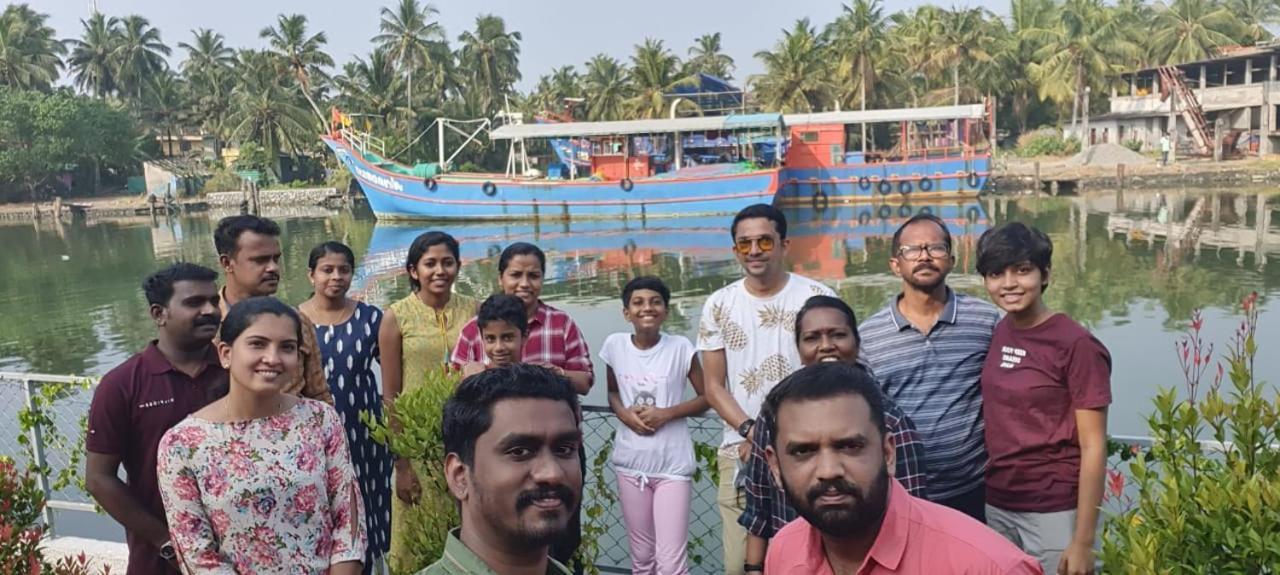 Canalview Private Cottage Azhikkal Ayiram Thengu Panmana Buitenkant foto